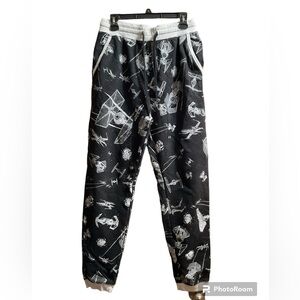 Boy's Star Wars Black and White Graphic Bottoms Pants Joggers Loungewear.